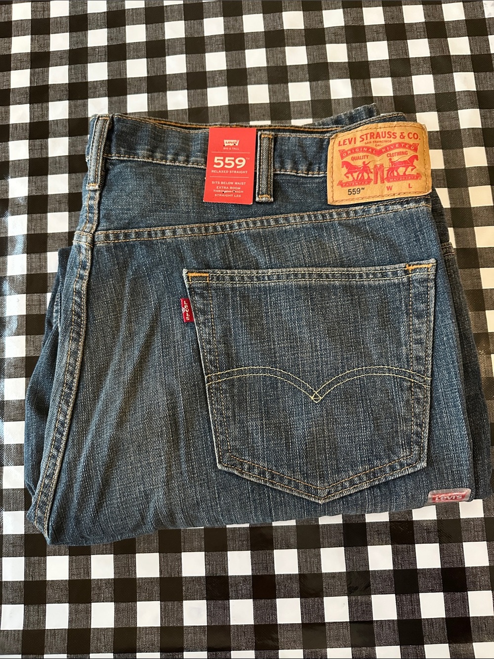 Levi's 559 Relaxed Straight Jeans in Blue Denim